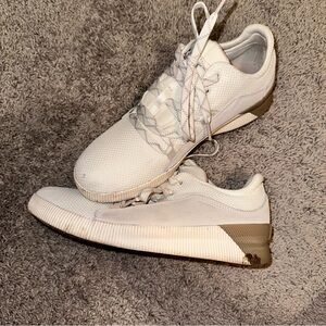 Sorel Women's Out 'N About III Plus Lace Sneaker- 9